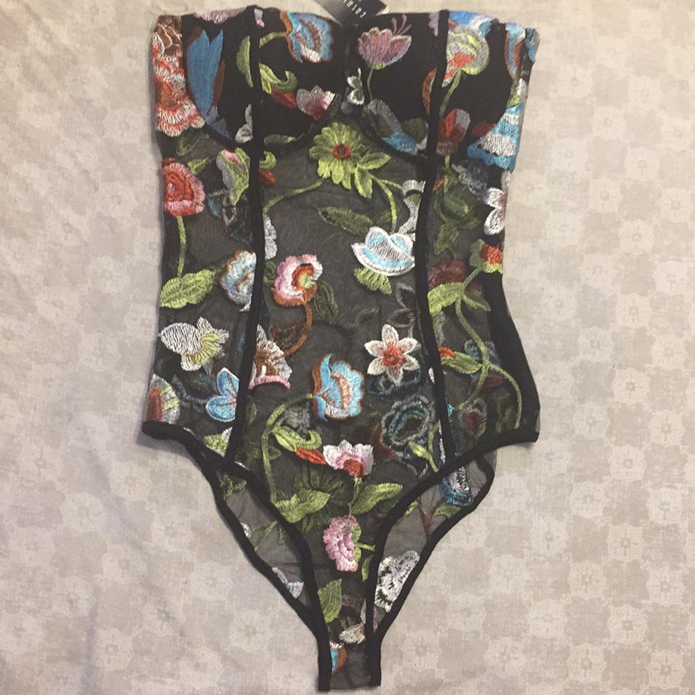 Bodysuit - Picture 1 of 4